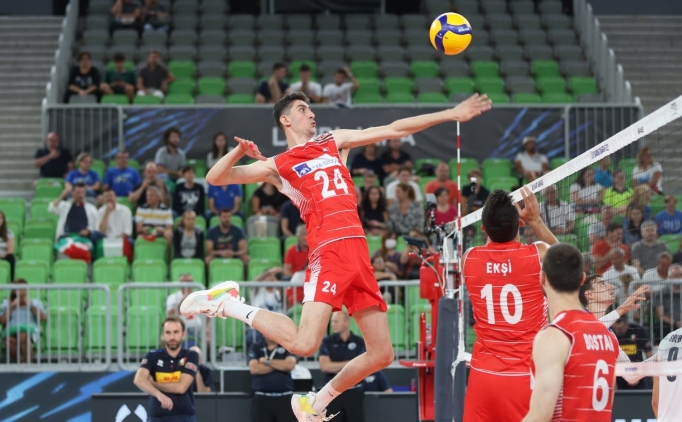 A Milli Erkek Voleybol Tak�m�, S�rbistan'� yendi