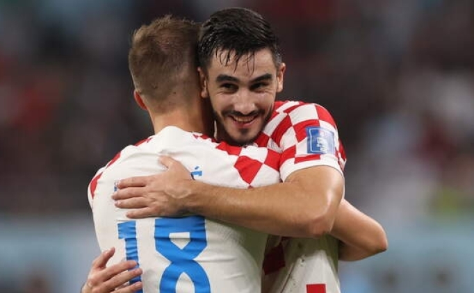 Ajax, Josip Sutalo'ya imza att�rmaya haz�rlan�yor