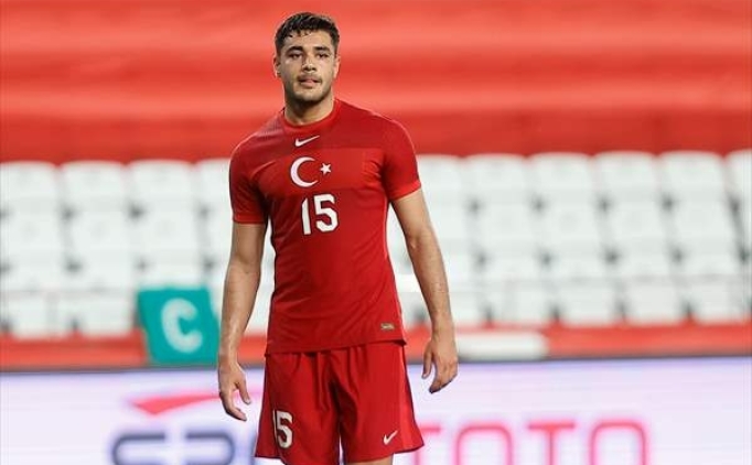 Ozan Kabak'a Milan'dan kanca