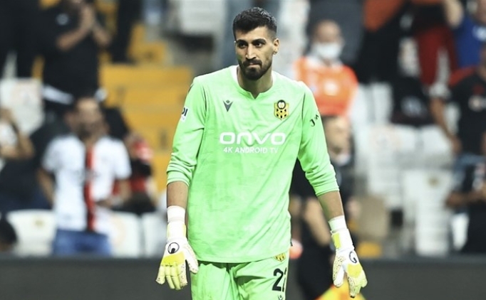 Malatyasporlu 4 futbolcu tak�mdan ayr�ld�!