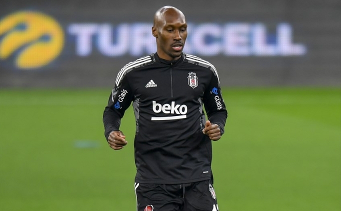 Atiba'dan futbola veda kararı!
