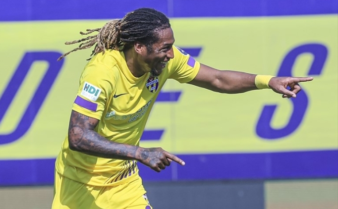 Ankarag�c�'nden eski y�ld�z�na kanca!