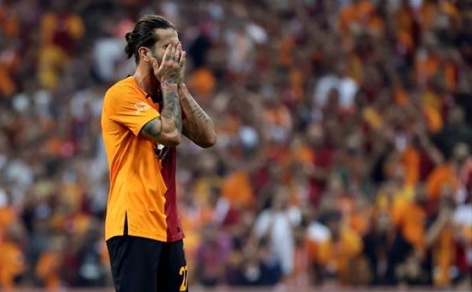 Sergio Oliveira taraftarlar�ndan �z�r diledi