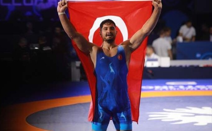 Taha Akg�l 10. kez Avrupa �ampiyonu