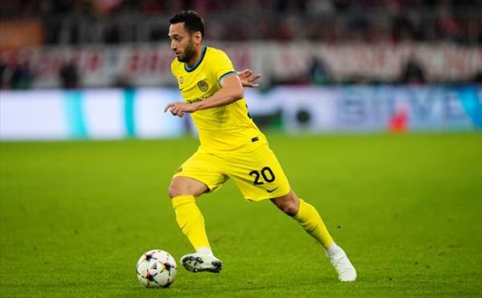 �alhano�lu: 'Y�llar sonra bu ba�ar� mutluluk verici'