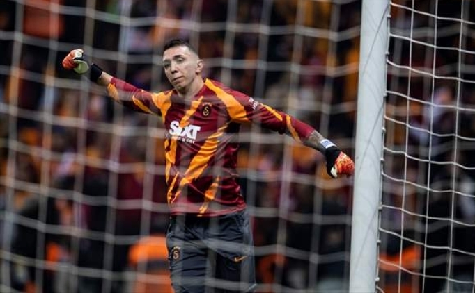 Muslera: 'Gei oyunlarna dikkat etmeliydik'