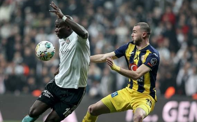 Aboubakar 3. dneminin ilk goln att