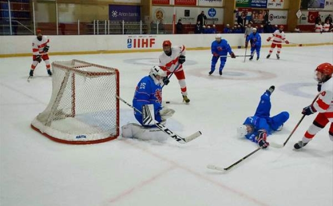 Buz hokeyinde �zlanda'ya ma�lup olduk