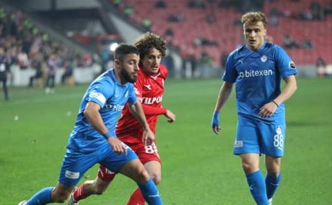 Tuzlaspor'dan hakem karar�na tepki!