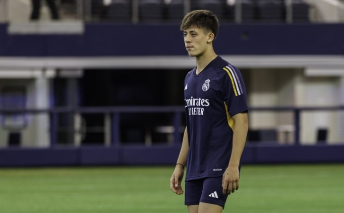 Arda G�ler'e Mesut �zil deste�i!