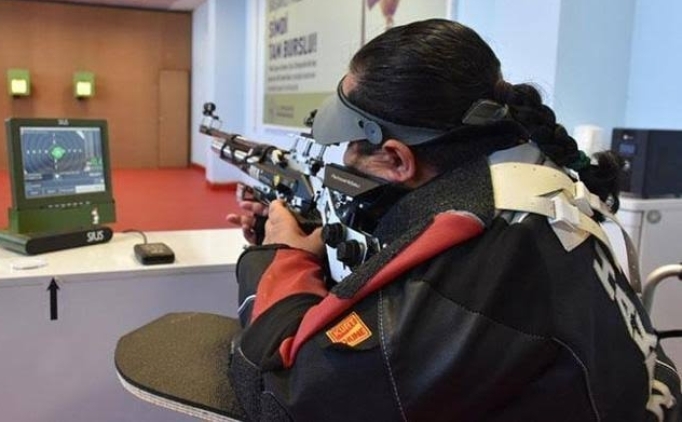 Milli para at�c� Hakan �evik'ten bronz madalya