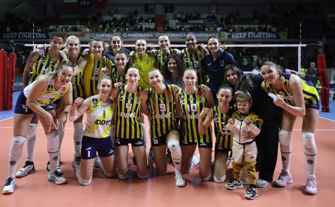 Trkiye, 4 takmyla Avrupa voleybolunun zirvesinde