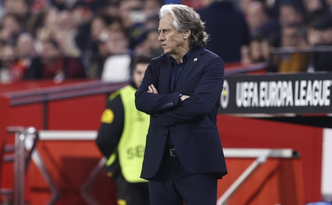 Jorge Jesus iin tur 'orta saha'dan geiyor!