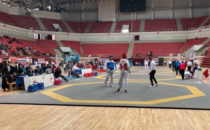 T�rkiye Tekvando �ampiyonas�, s�r�yor!