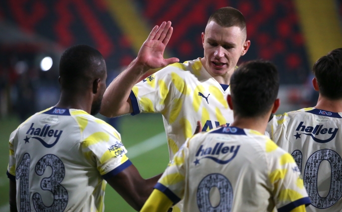 Jorge Jesus'un vazge�ilmezi: Attila Szalai