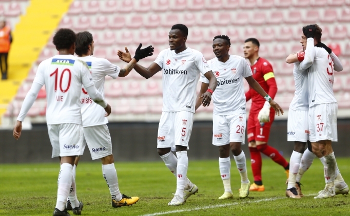 Sivasspor, kupada moral buldu