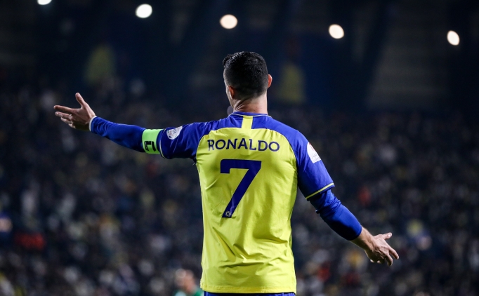 Al Nassr'da Ronaldo'ya yeni s�zle�me!