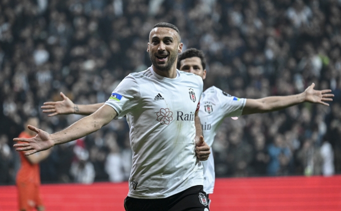 Cenk Tosun gollerine devam ediyor