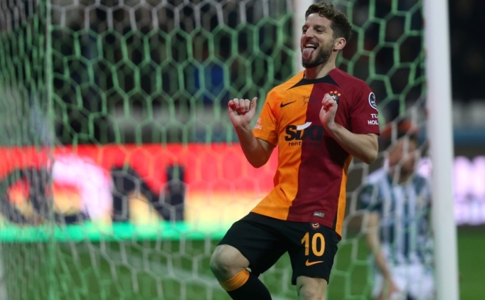 Mertens'in 54 gnlk hasreti sona eriyor!