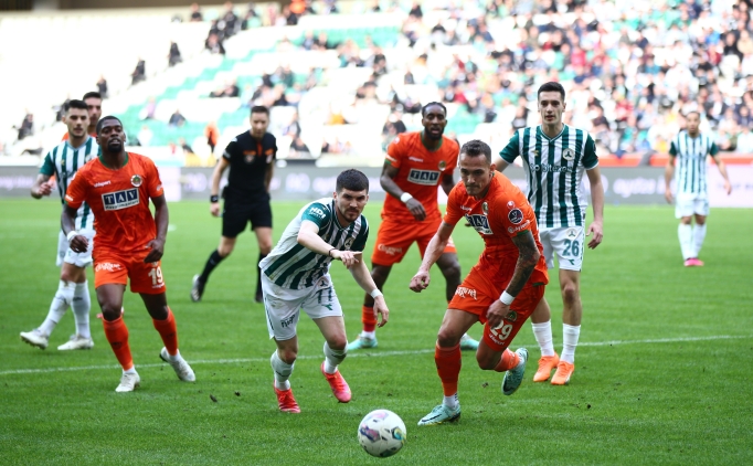 Giresunspor, 4 dakikada 2-0'dan geri dnd!