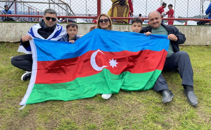 Farkl� �lke ve k�lt�rler, �zmir Cup'ta bulu�tu