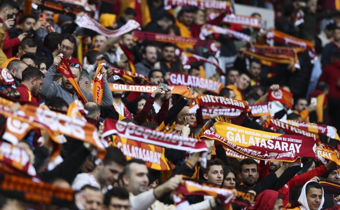 Galatasaray'dan derbi ncesi fla karar!