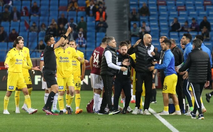 Ankarag�c�: '90 dakika 10 ki�i oynad�k'