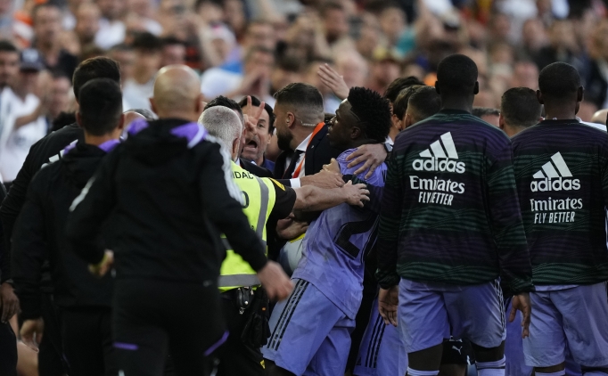 Valencia'l� taraftarlar serbest b�rak�ld�