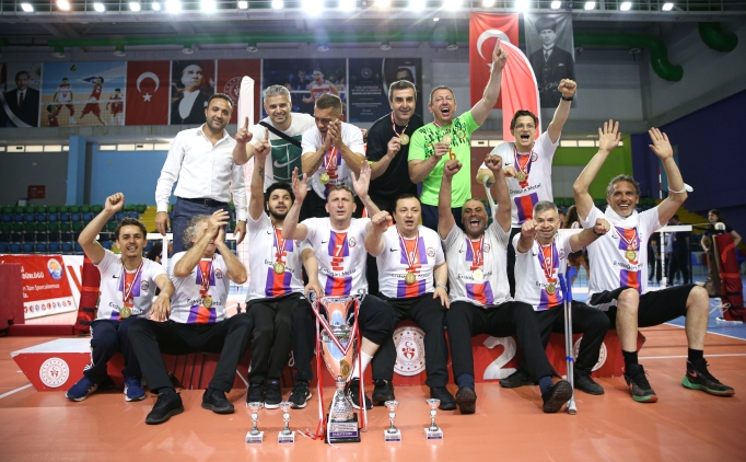 Voleybolda ampiyon Karadeniz Ereli Belediyespor oldu 