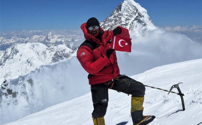 Milli da�c� Tun� F�nd�k, 14x8000 projesini bitiren ilk T�rk oldu