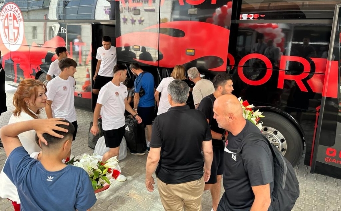 Antalyaspor, Burdur kamp�na ba�lad�