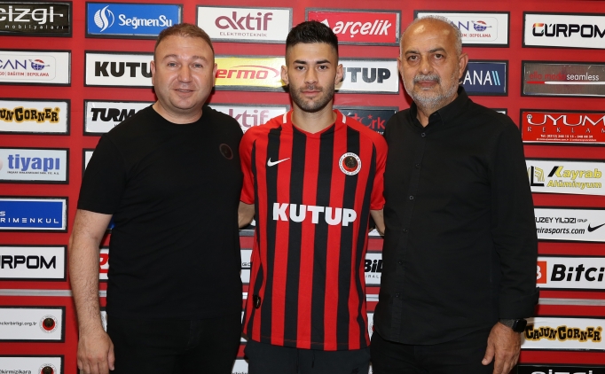 Genlerbirlii, Erdal ztrk ile n protokol imzalad