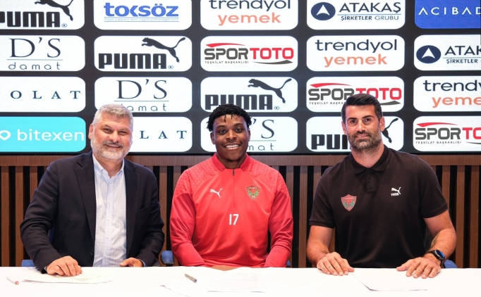 Hatayspor, Fisayo Dele Bashiru'yu kadrosuna katt�