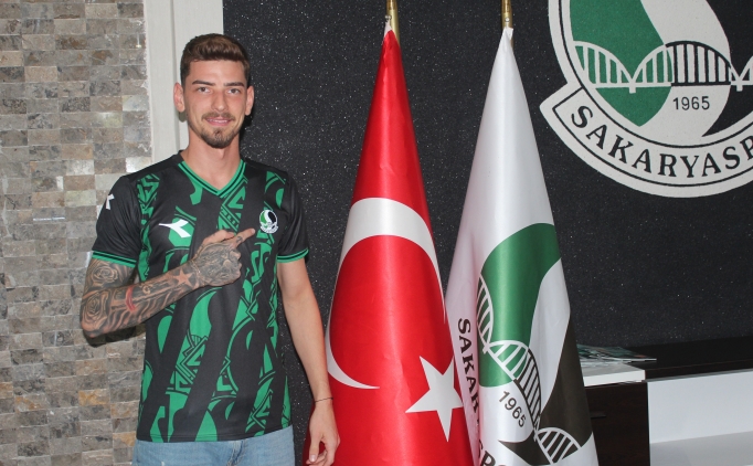 Sakaryaspor, Erdi Dikmen'i renklerine ba�lad�
