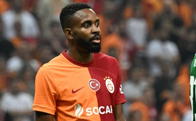 Cedric Bakambu ilk kez sahaya ��kt�