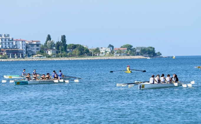 Deniz k�re�i yar��lar� ba�lad�