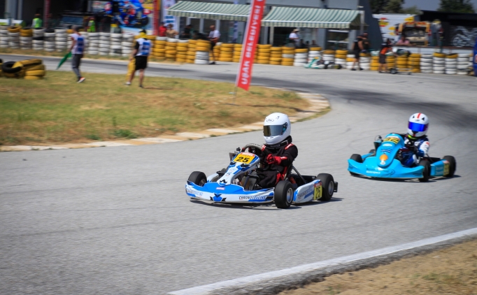 MOTUL 2023 Türkiye Karting Şampiyonası'nın 4. ayağı Uşak'ta başladı