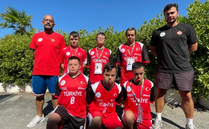 Down Sendromlu Milliler, Avrupa �ampiyonas�'nda yar� finalde