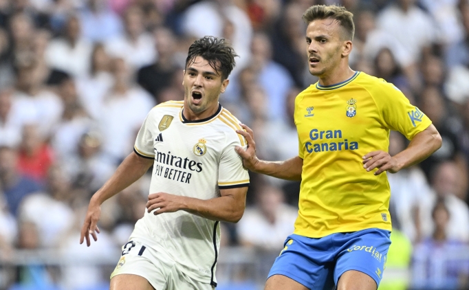 Real Madrid, Las Palmas'ı sakin tempoda geçti!