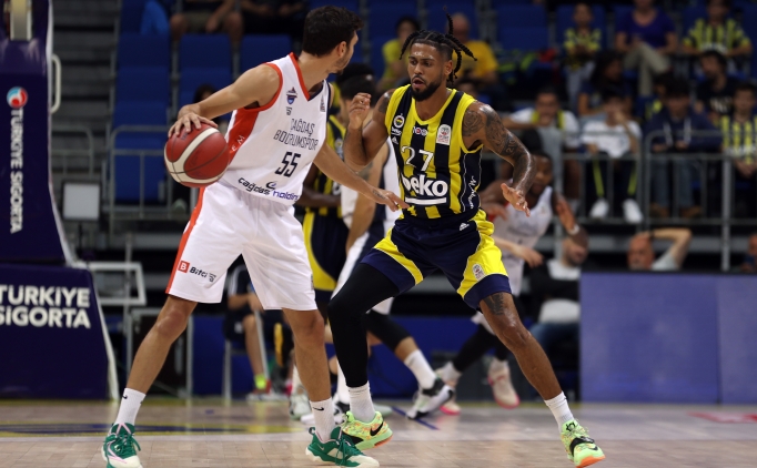 Fenerbahe Beko sezona farkl balad
