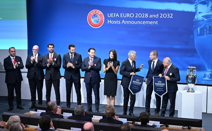 Sporx: Gianluigi Buffon: "Bizim için tarihi bir gün"