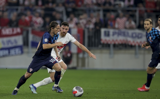 Modric'ten T�rkiye ma��nda k�f�r!