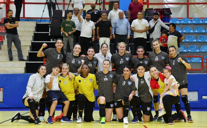 Konyaaltı Belediyespor, Aksaray'ı farklı geçti