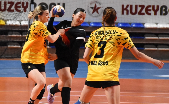 Anadolu �niversitesi deplasmanda zor kazand�