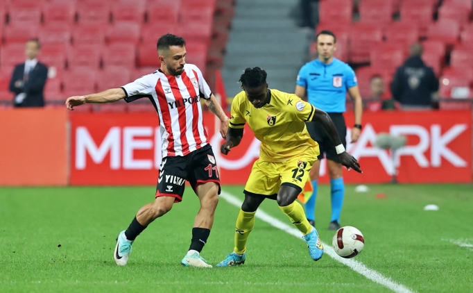 Samsunspor, erteleme ma��nda 90+3'te kazand�!