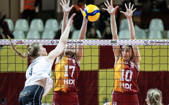Galatasaray, Hameenlinna'ya set vermedi, �st turu kapt�