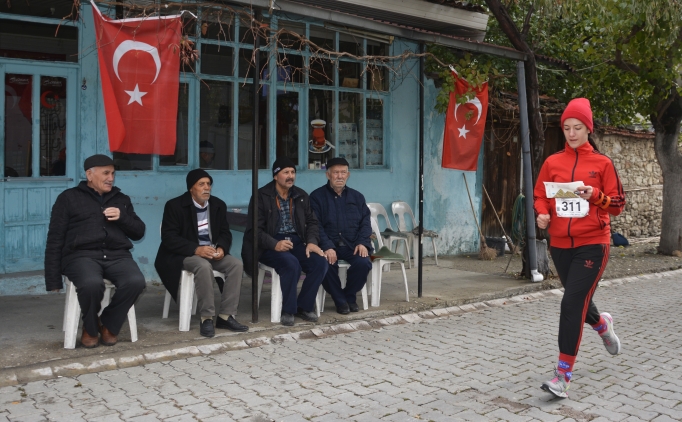 Manisa'da dzenlenen oryantiring yarlar sona erdi