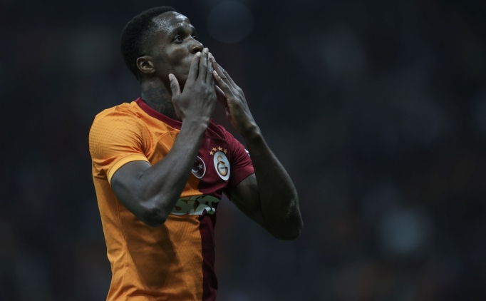 Galatasaray'da Zaha ov devam ediyor!