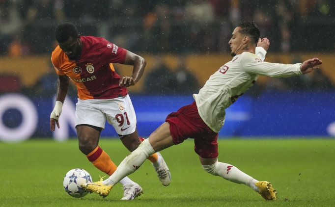 Mertens ve Ndombele Okan Buruk'u yan�ltt�!