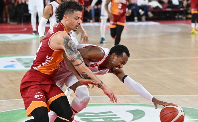 Pnar Karyaka, Galatasaray Ekmas' farkl geti